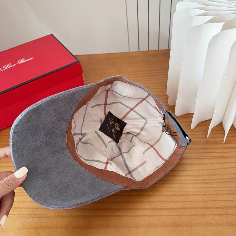 Loro Piana Cap dx (238)