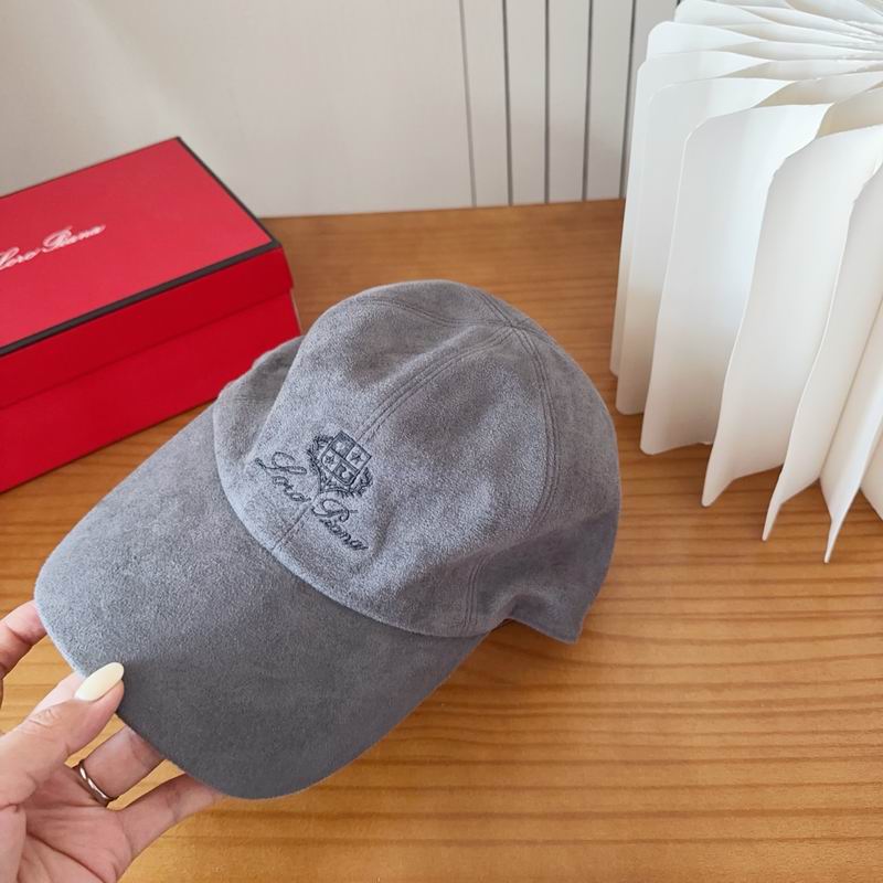 Loro Piana Cap dx (239)