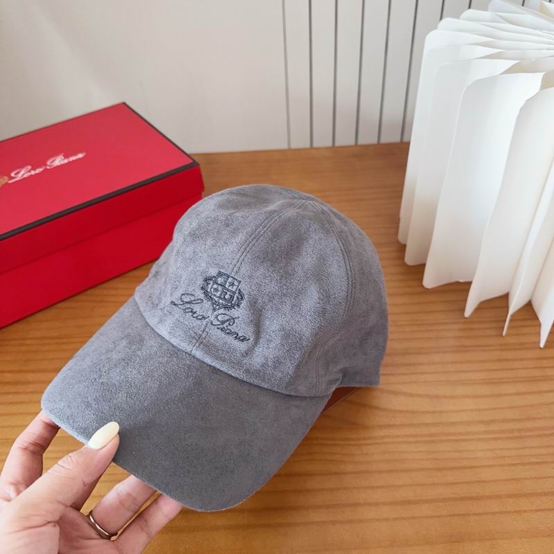 Loro Piana Cap dx (242)
