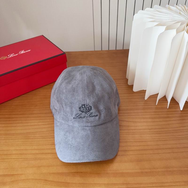 Loro Piana Cap dx (244)