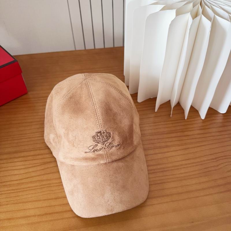 Loro Piana Cap dx (250)
