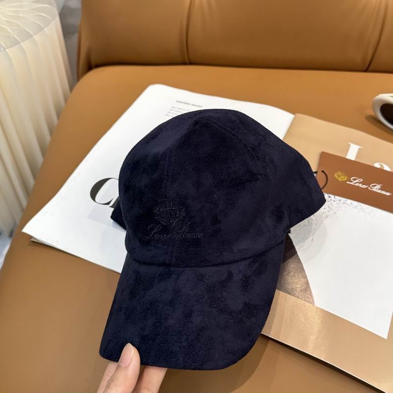 Loro Piana Cap dx (907)