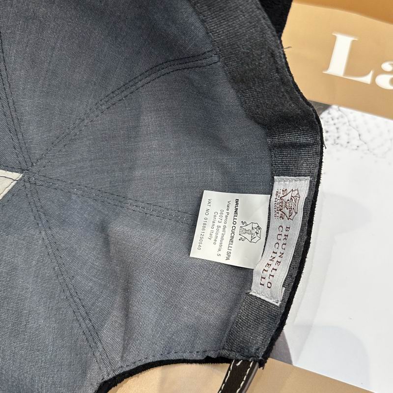 Loro Piana Cap dx (911)