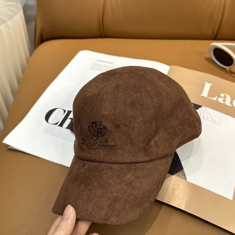 Loro Piana Cap dx (934)