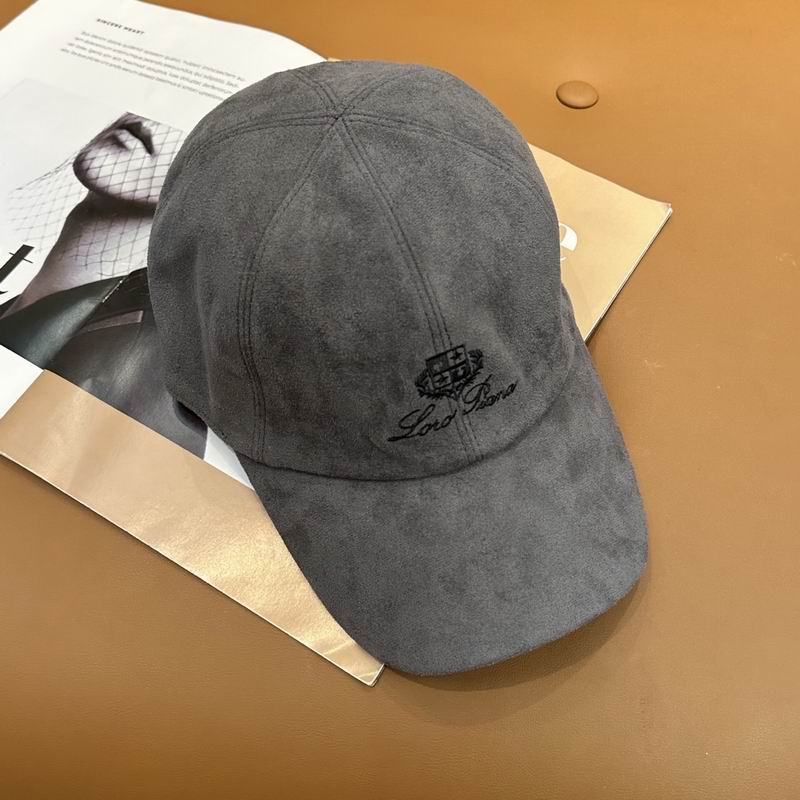 Loro Piana Cap dx (940)