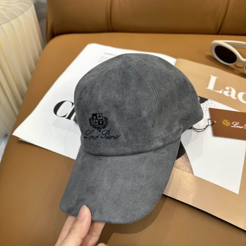 Loro Piana Cap dx (943)
