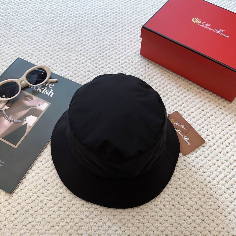 Loro Piana hat (192)