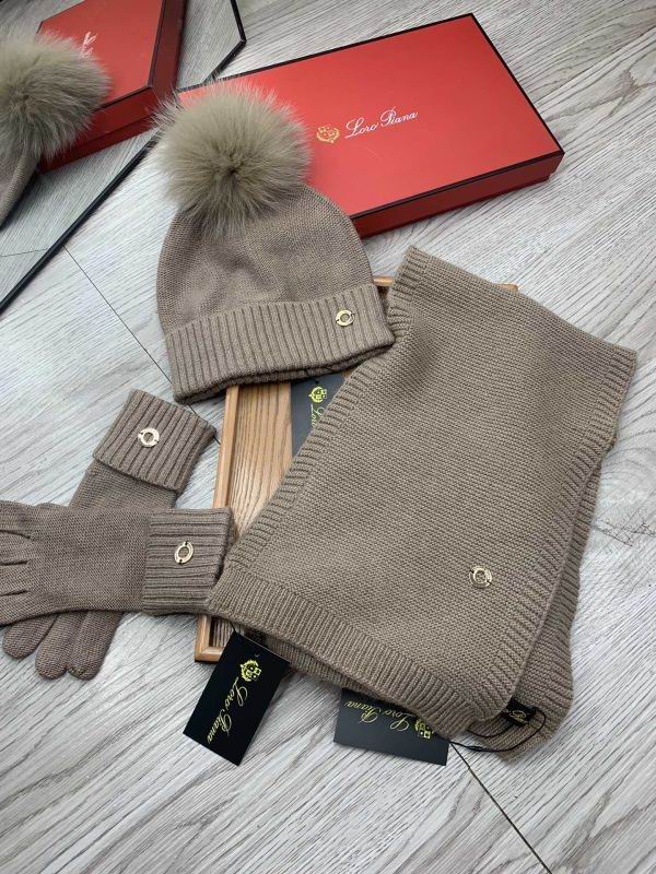 Loro Piana scarf hat Gloves hm (108)