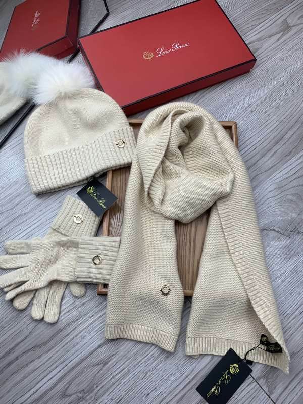 Loro Piana scarf hat Gloves hm (109)