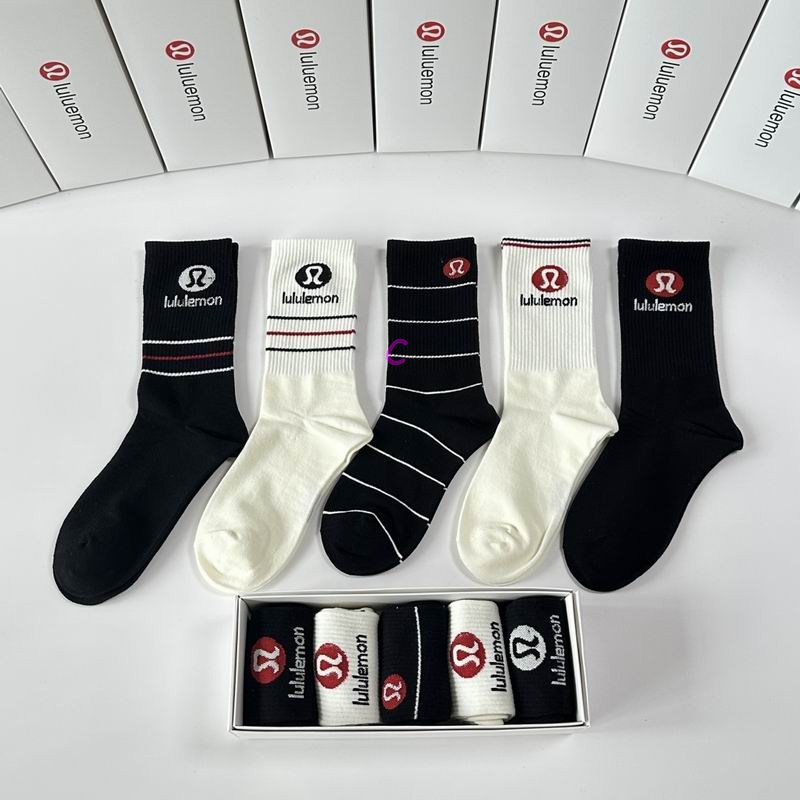 Luluemon socks (2)