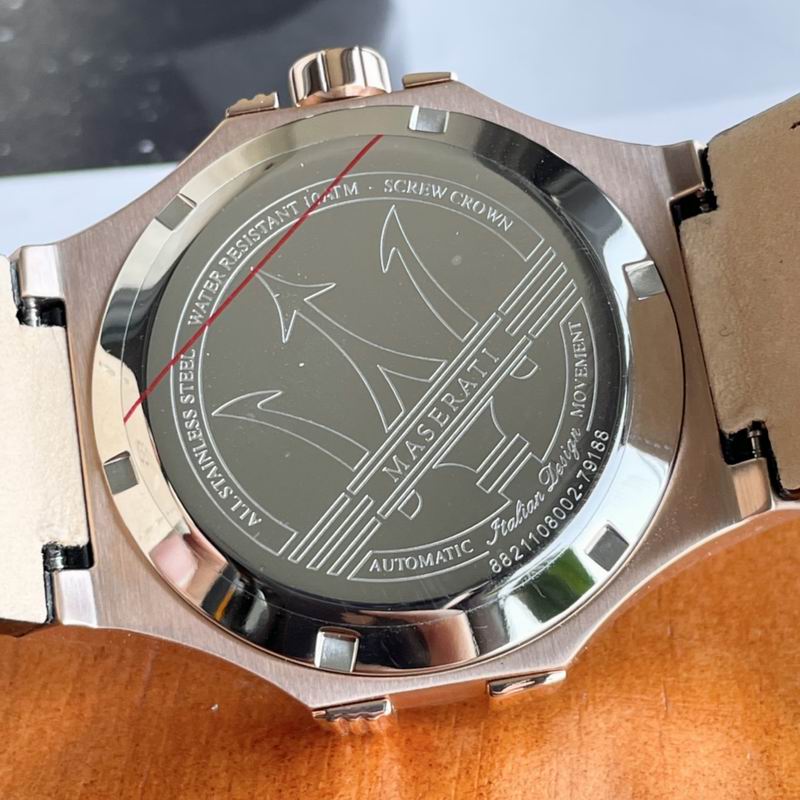 Maserati 43mm 119 (1)