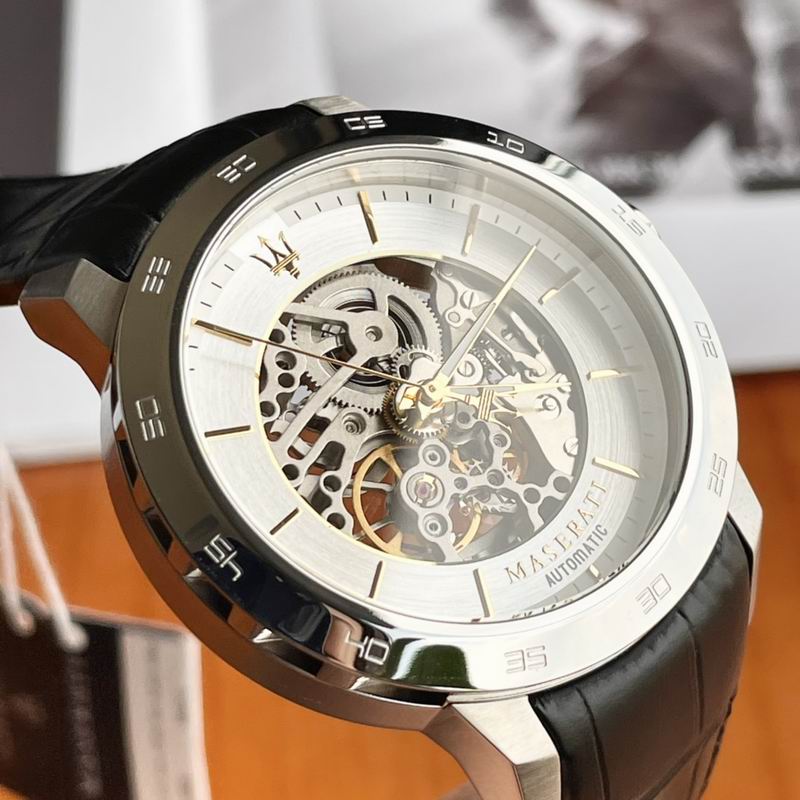 Maserati 43mm 121 (24)