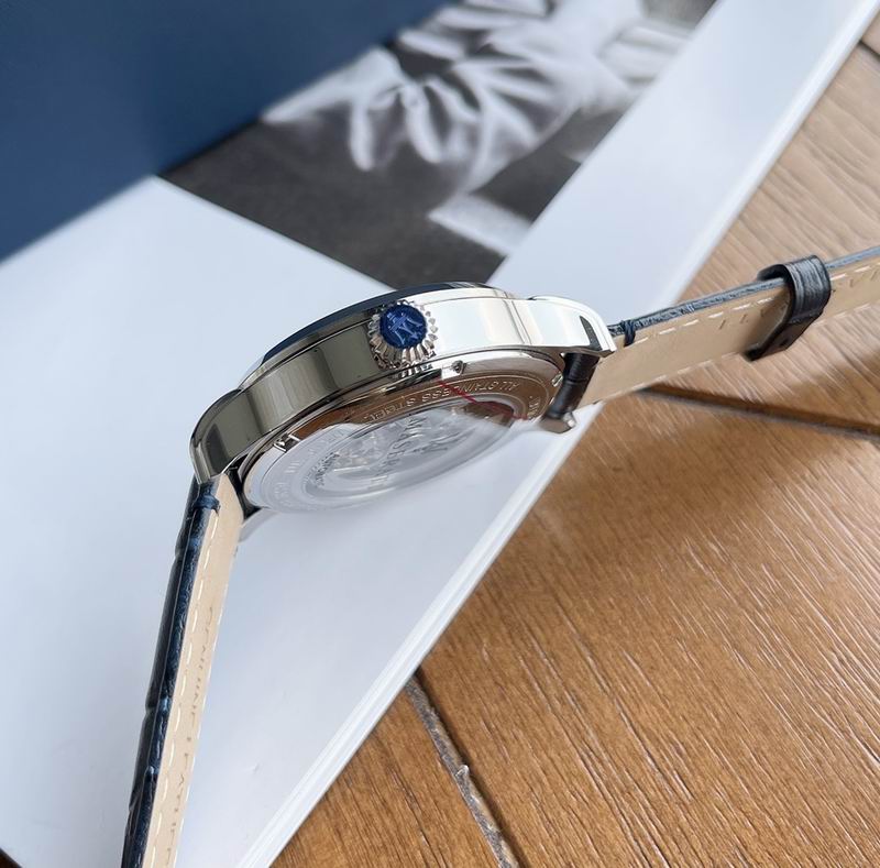 Maserati 43mm 132 (1)