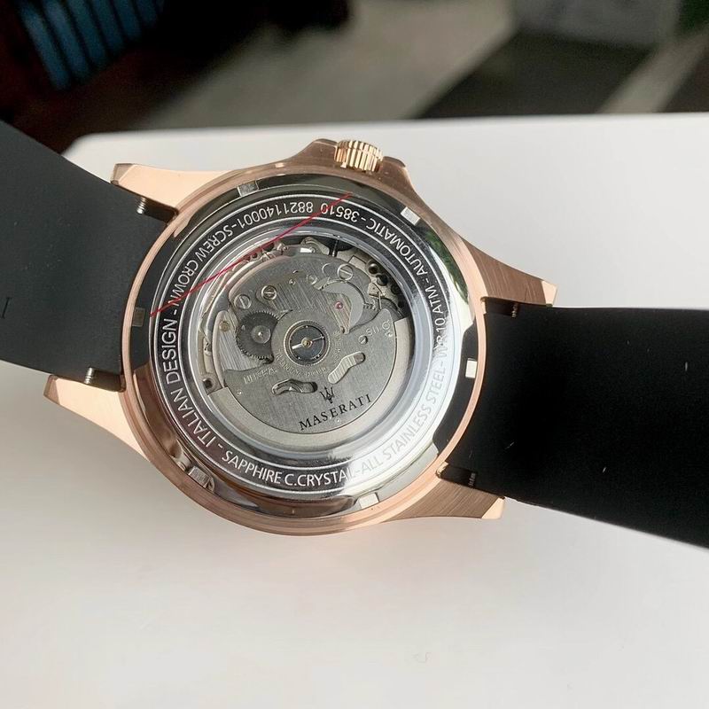 Maserati 43mm 46 (1)