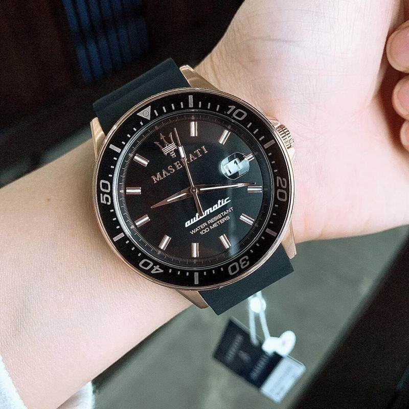 Maserati 43mm 46 (2)