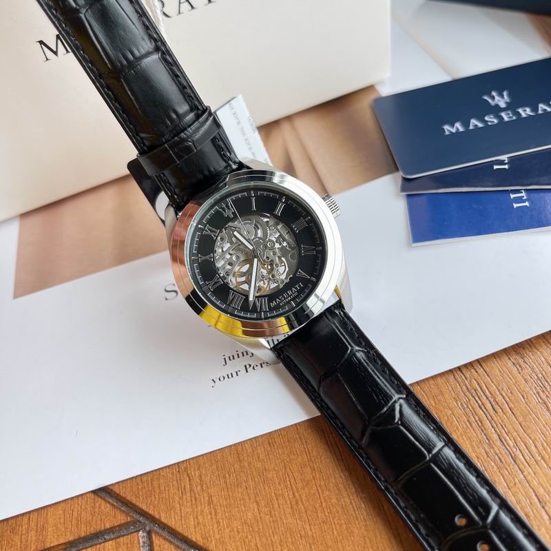 Maserati 43mm 70 (1)