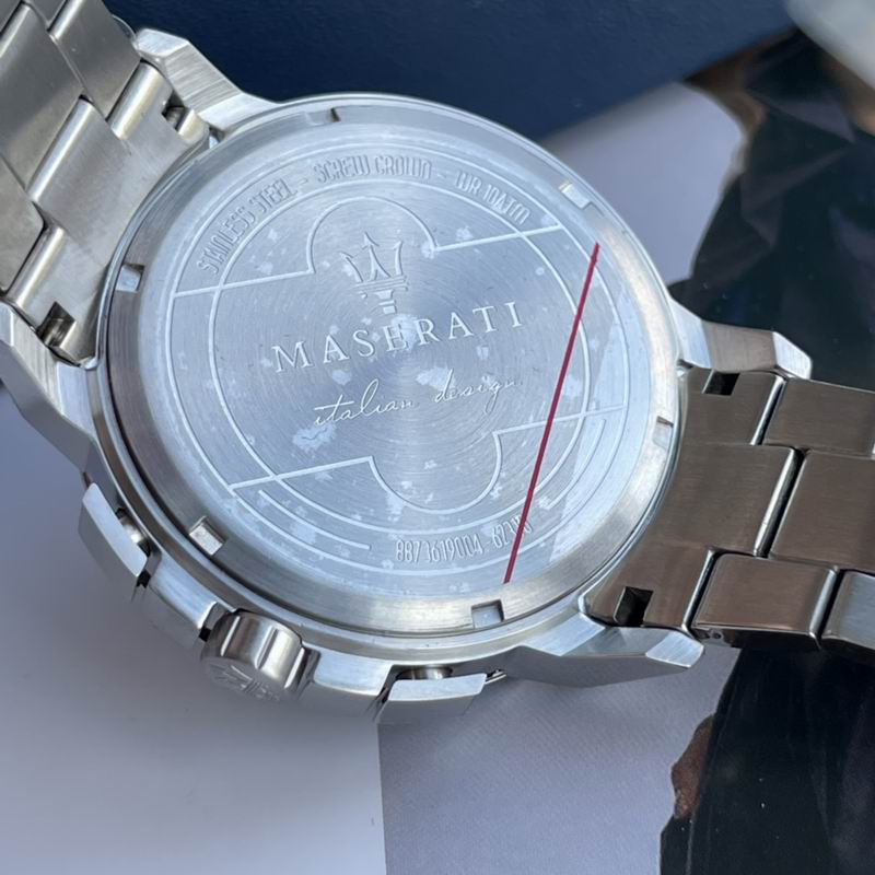 Maserati 44mm 75 (10)