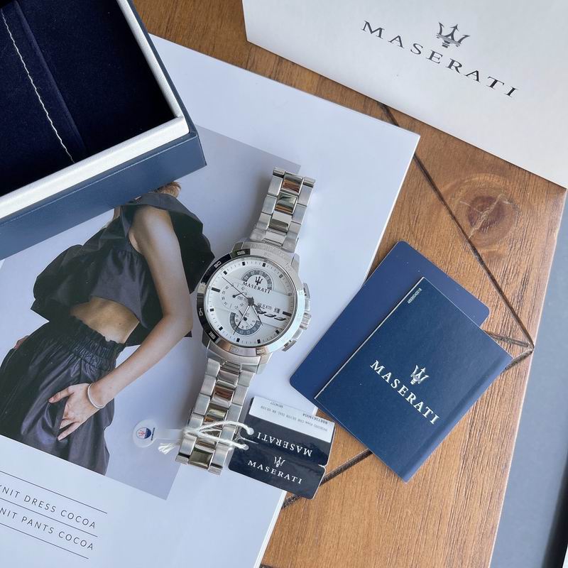 Maserati 44mm 75 (18)