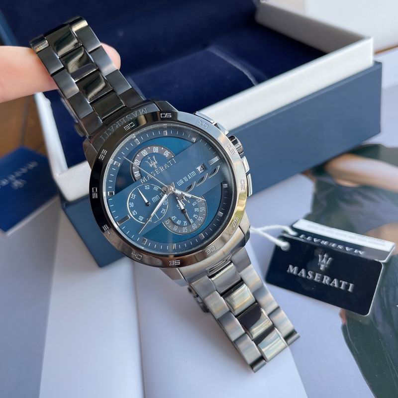 Maserati 44mm 75 (4)