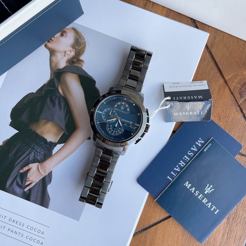 Maserati 44mm 75 (9)