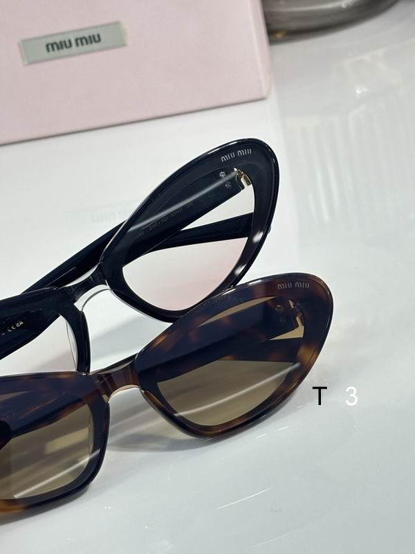 MiuMiu 50AV 53 21-138 c08