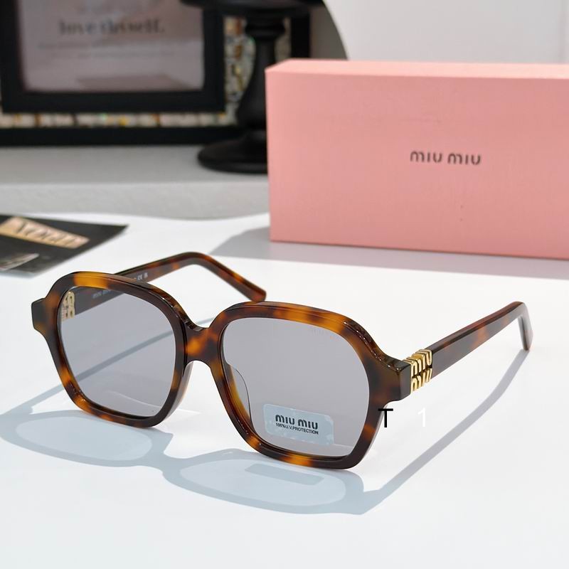 MiuMiu 9521 56-18-137 a00