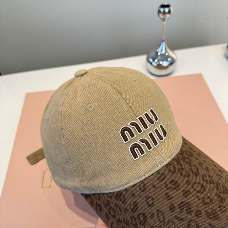 Miumiu Cap (392)