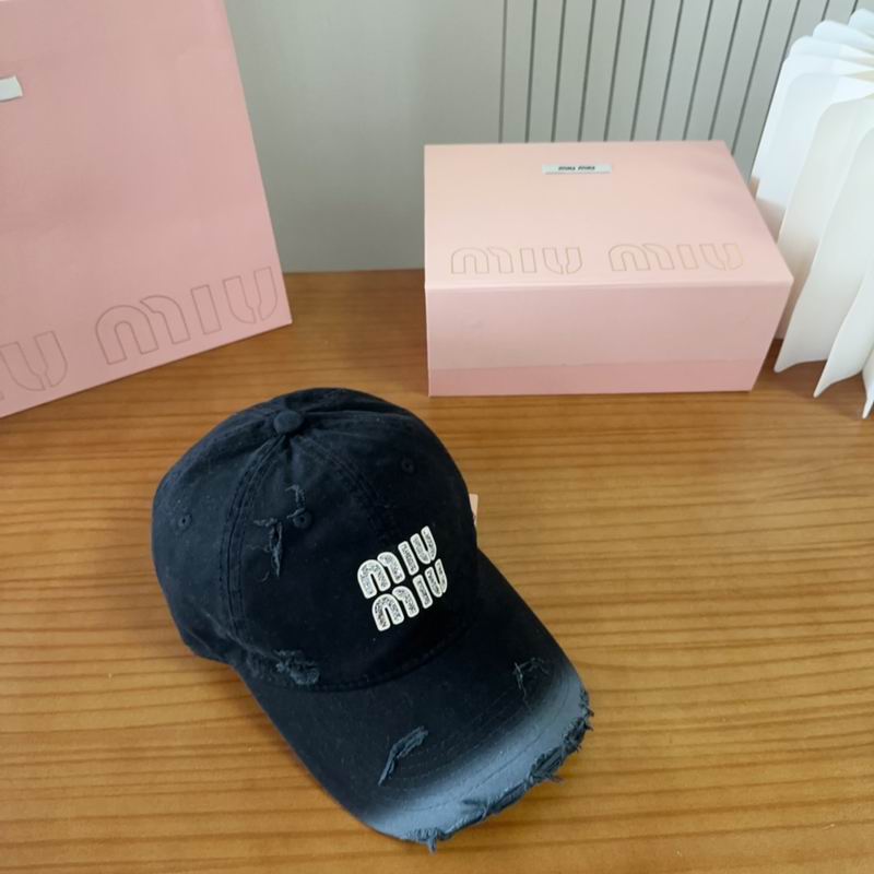 Miumiu Cap (469)