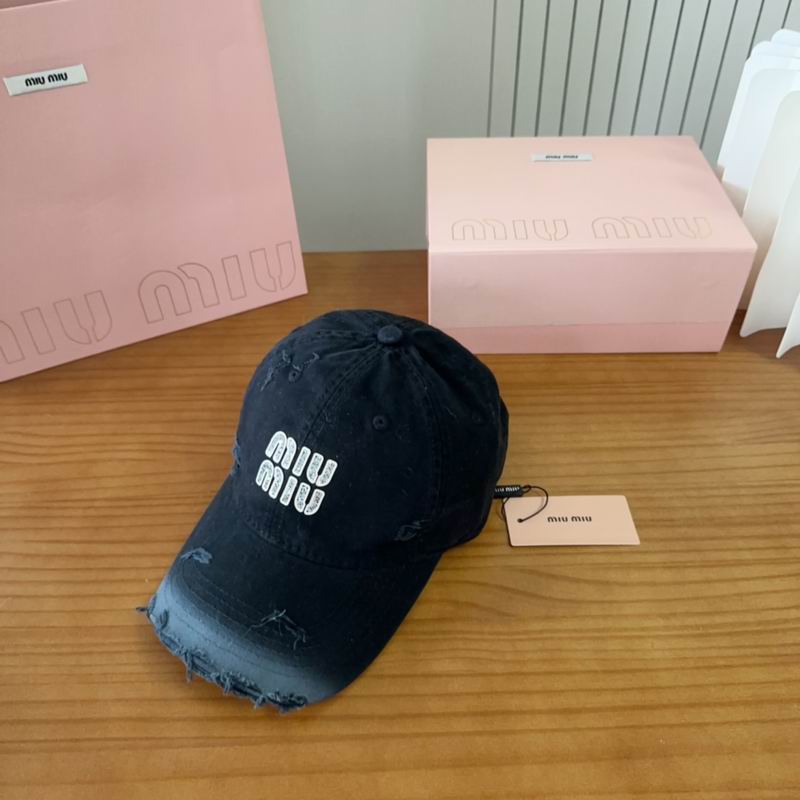 Miumiu Cap (472)