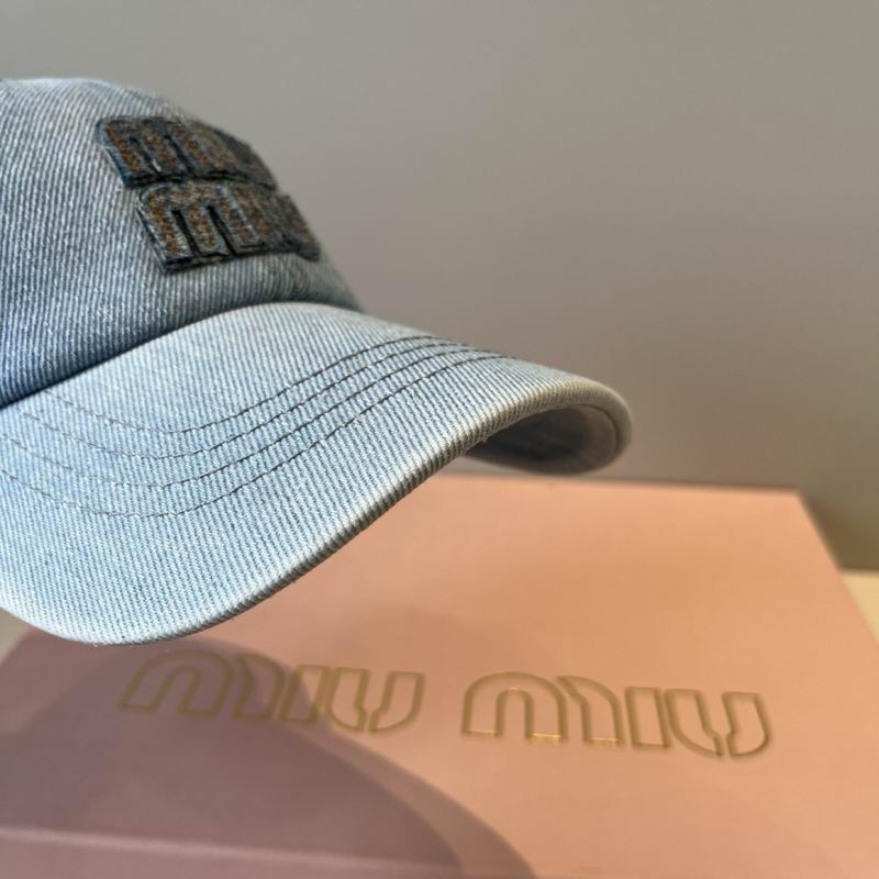 Miumiu Cap (796)