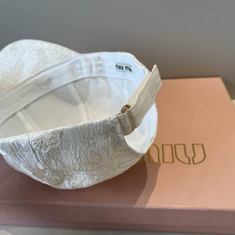 Miumiu Cap (821)