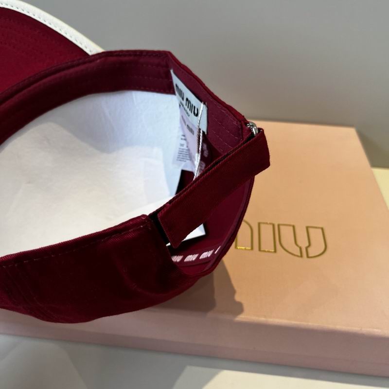 Miumiu Cap (885)