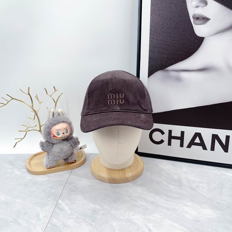 Miumiu Cap dx (304)