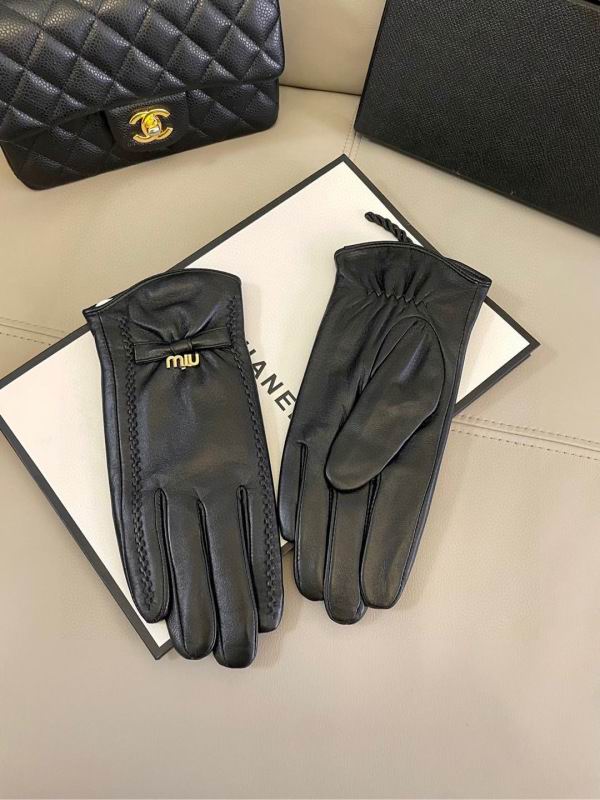 Miumiu Gloves hm (41)