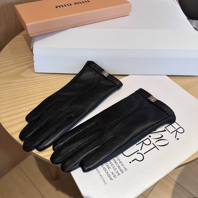 Miumiu Gloves hm (48)