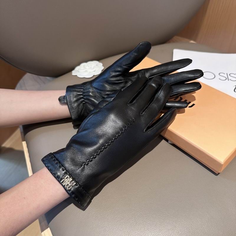 Miumiu Gloves hm (49)