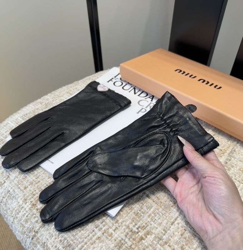 Miumiu Gloves hm (52)