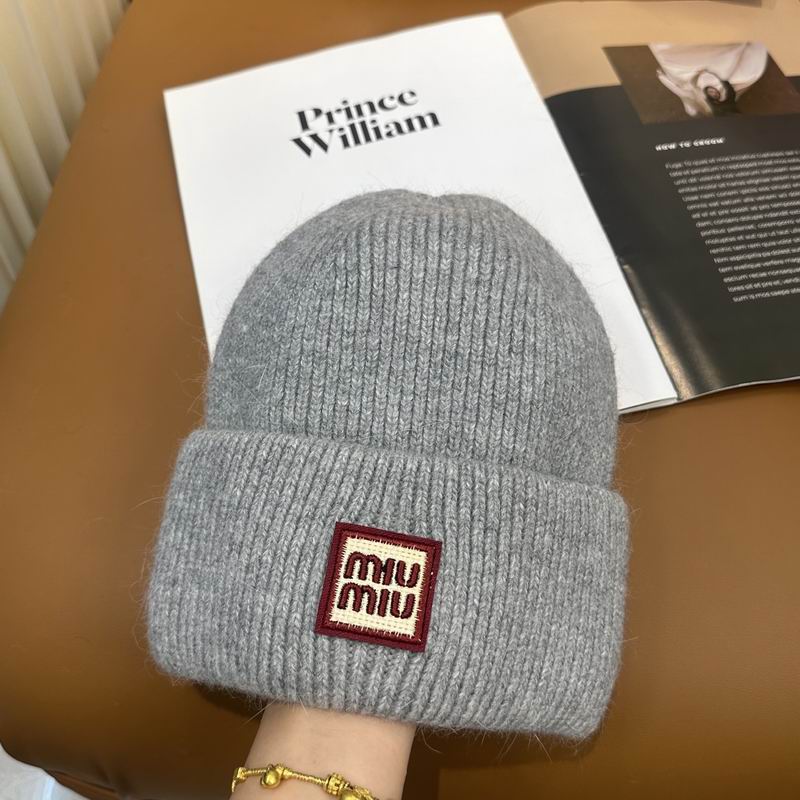 Miumiu Hat (1525)
