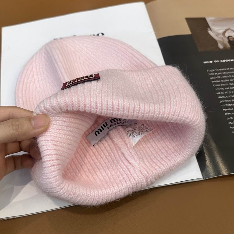 Miumiu Hat (1541)