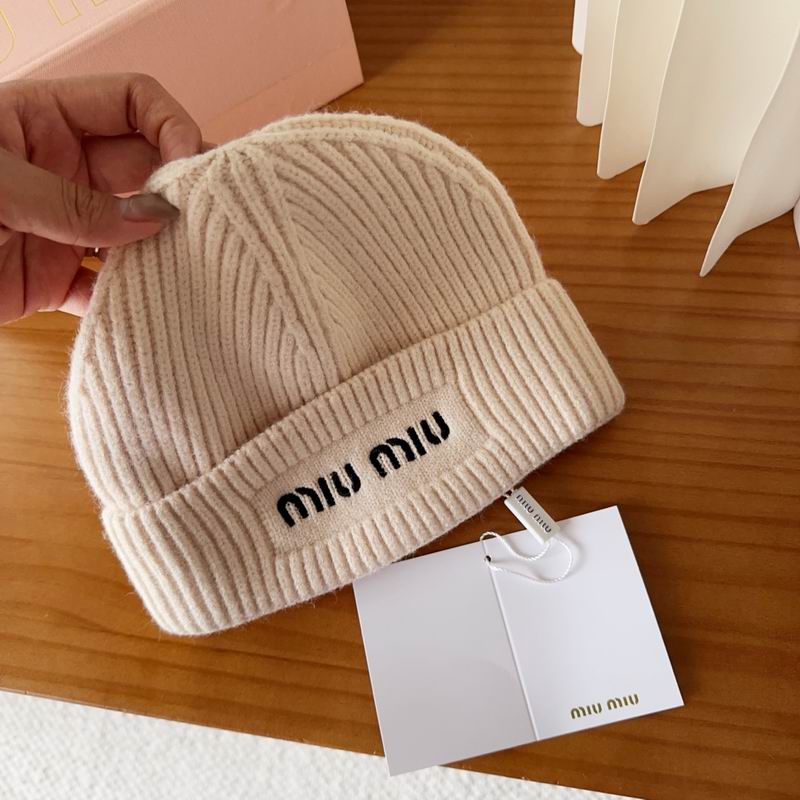 Miumiu Hat (585)