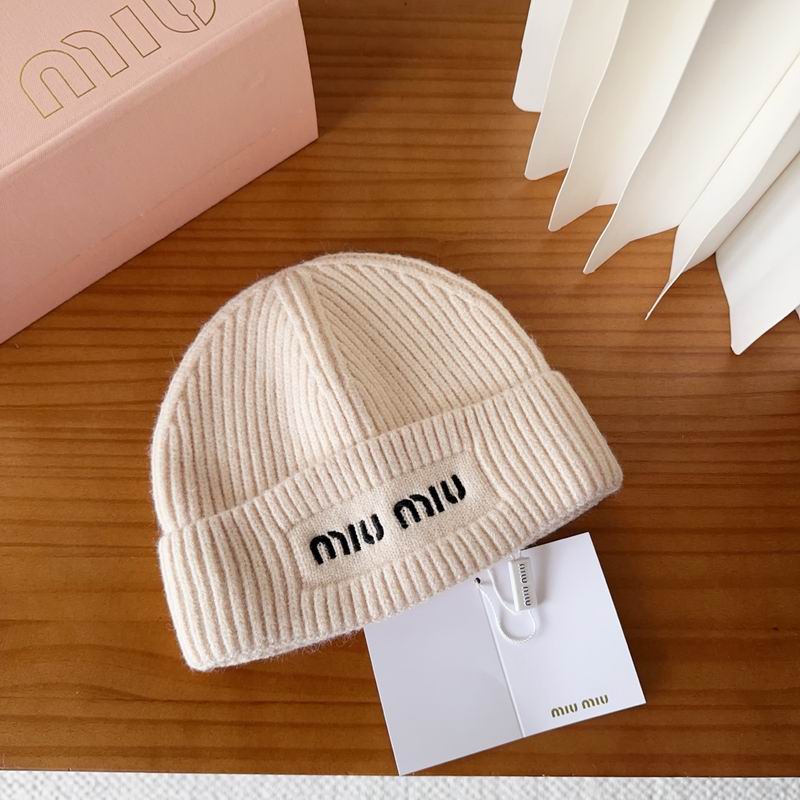 Miumiu Hat (586)