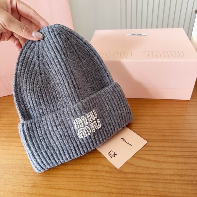 Miumiu Hat (687)