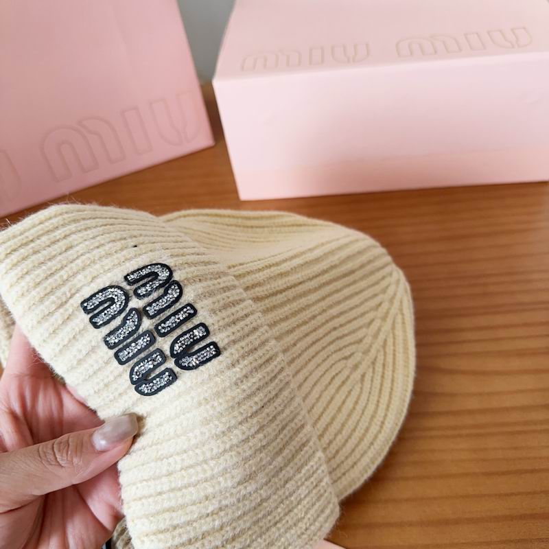 Miumiu Hat (694)