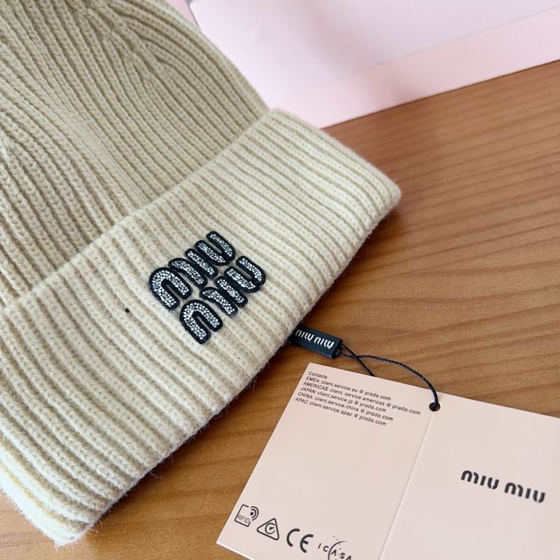 Miumiu Hat (695)