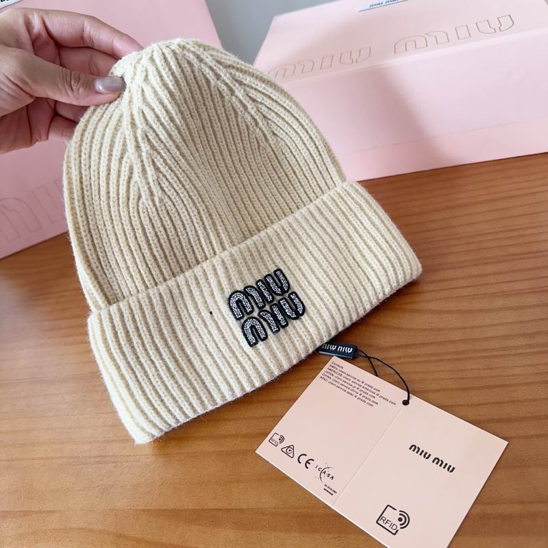 Miumiu Hat (696)