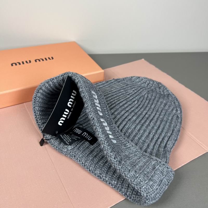 Miumiu Hat dx (692)
