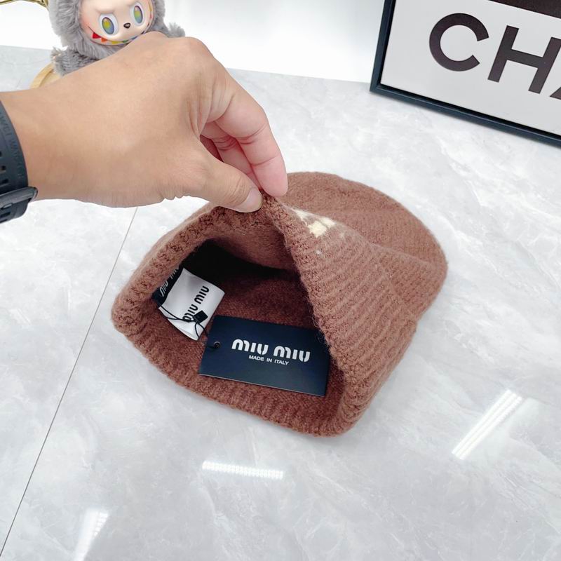 Miumiu Hat dx (986)