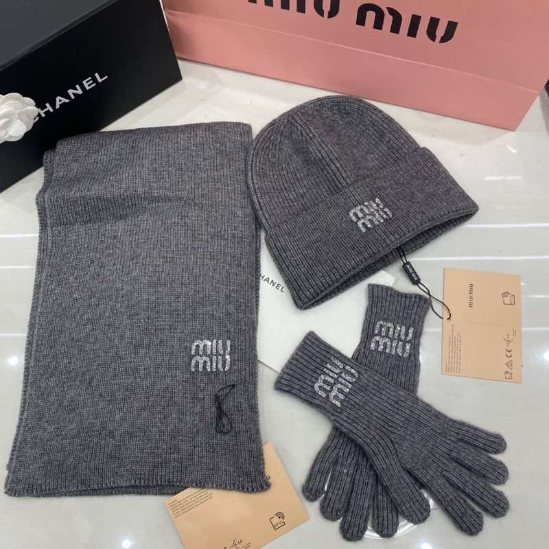 Miumiu Scarf Hat Gloves hm (18)