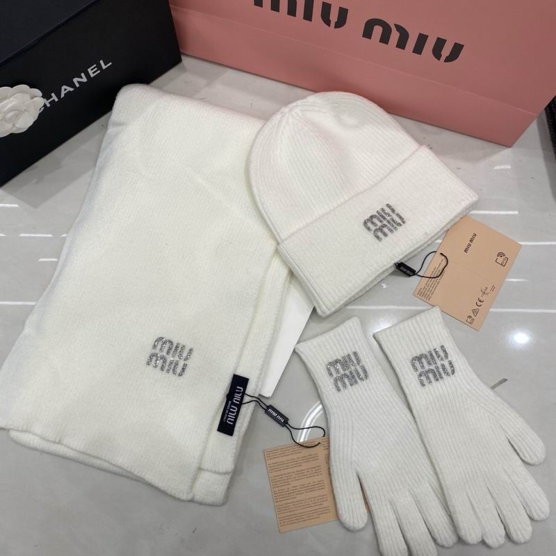 Miumiu Scarf Hat Gloves hm (20)