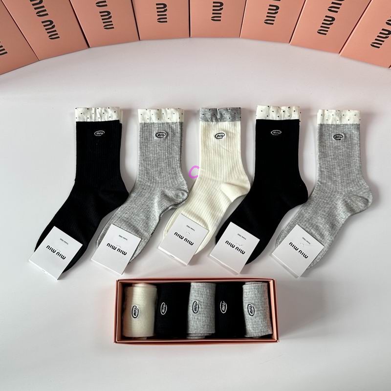 Miumiu Socks (1)